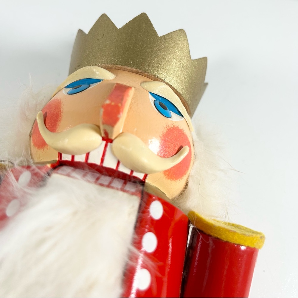 Christian Ulbricht German King Nutcracker Erzgebirge Volkskunst READ - Picture 15 of 15